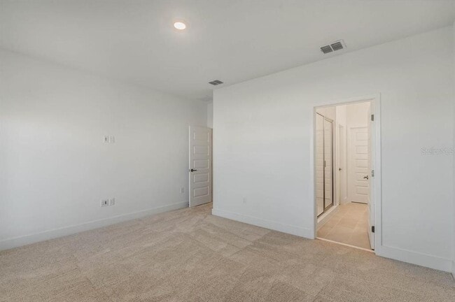 13504 Autumn Harvest Ave