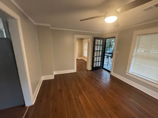 Photo - 805 Brower St