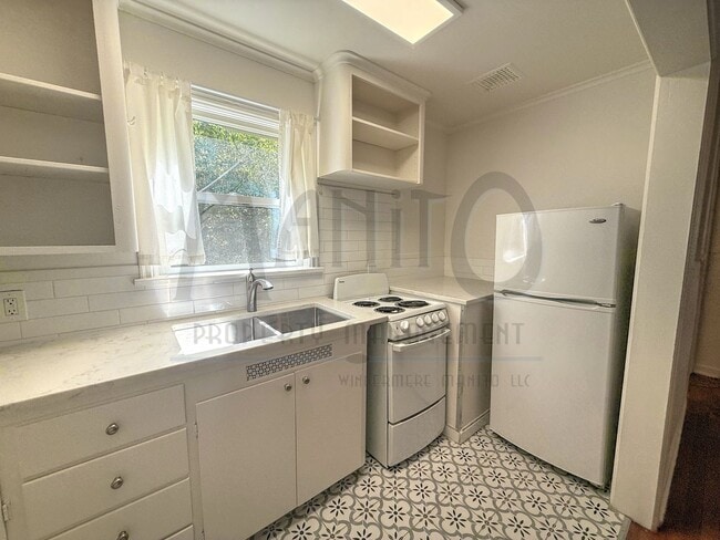 Photo - 1629 W 1st Ave