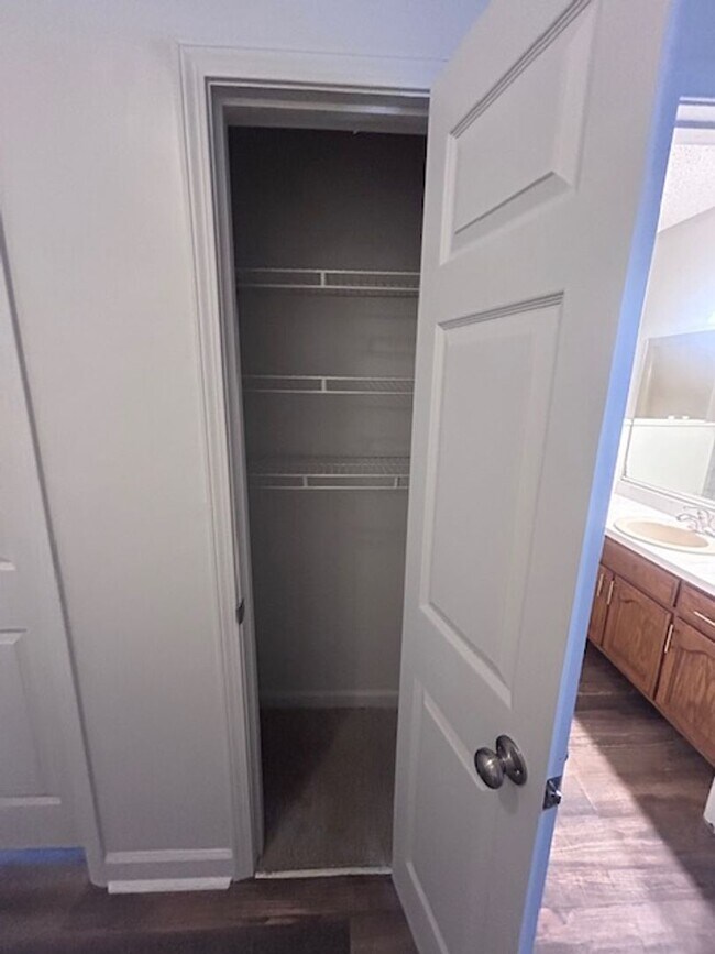 Photo - 2009 Westwood Dr