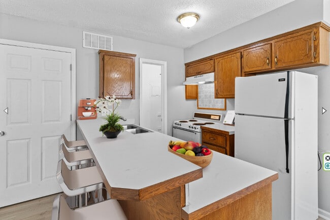 Creekside Apartments