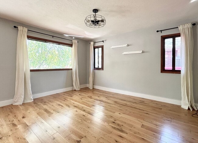 Photo - 631 Downington Ave S