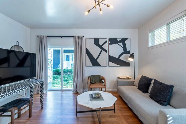 Photo - Fully Furnished 2 BR Townhouse in Driggs with Attached Garage