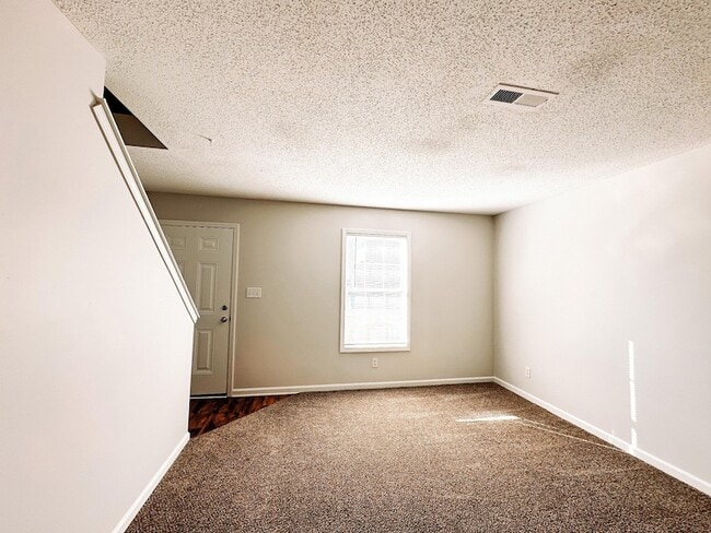 Photo - 108 Ballygar St Unidad E