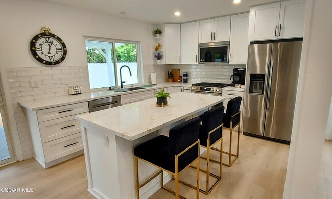 3322 Rainbow Creek Cir
