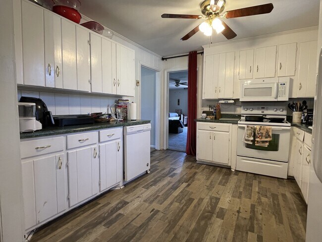 Photo - 101 Loretta Dr