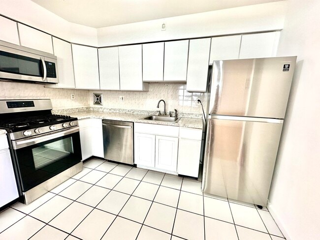 Photo - 362 Liberty Ave Apartment Unit 2