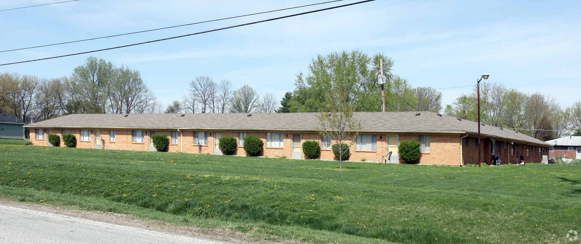 Photo - 5380 E Main St