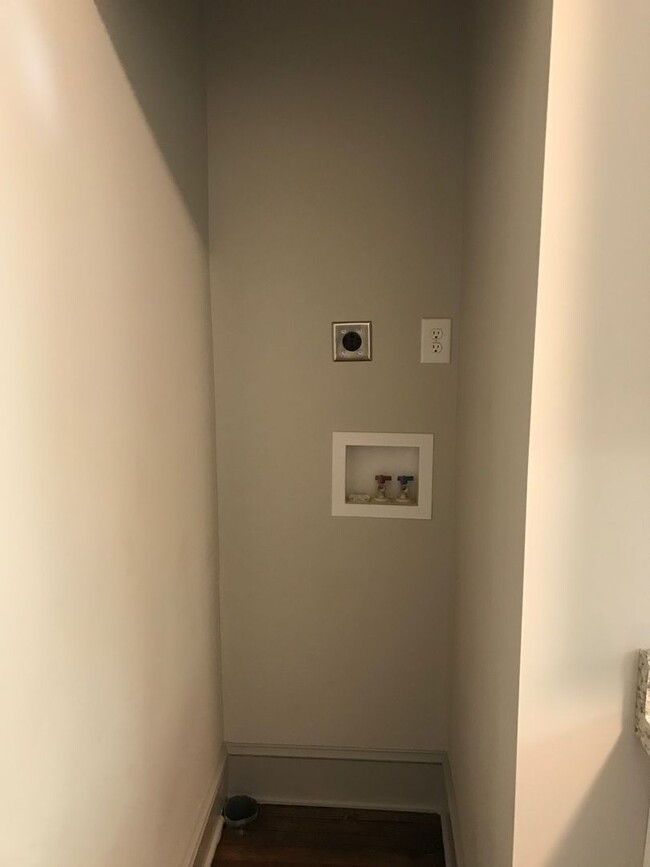 Cochran Block - Cochran Block Apartment Unit 110A
