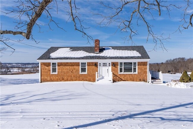 Building Photo - 3211 Main Rd