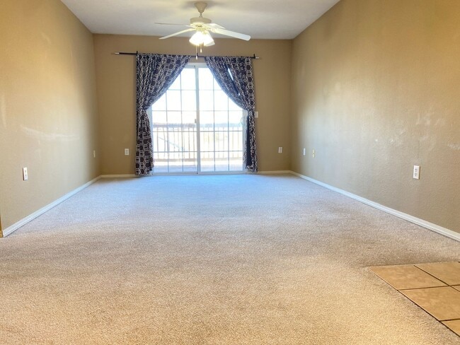 Photo - Condominium in Academy Commons