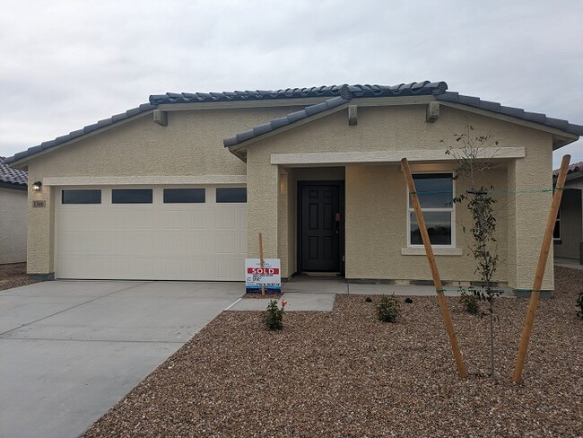 1346 W Toltec Dr