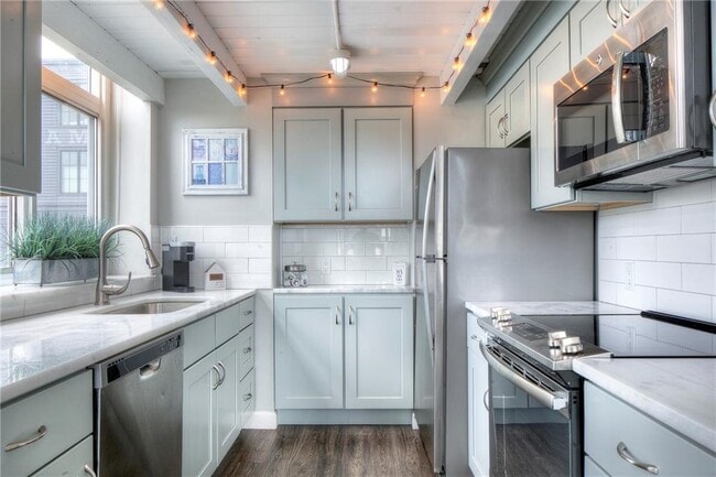 1 Commercial Wharf Unit 38A