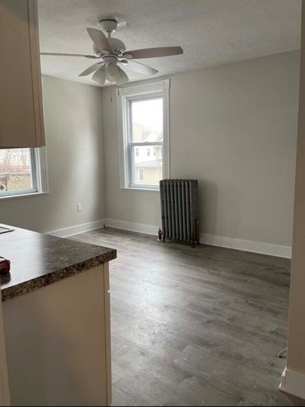 Photo - 16 Bradley St Unidad 1st floor