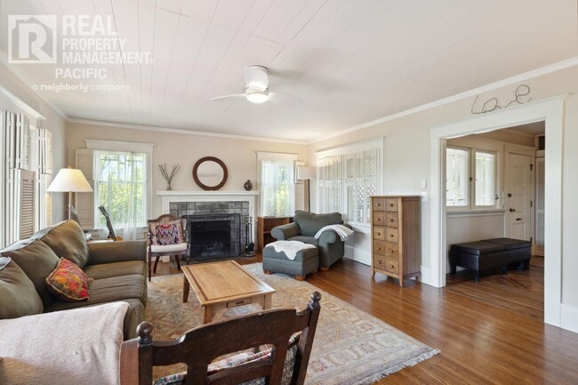 Photo - Beautiful North Berkeley Craftsman with Bay View