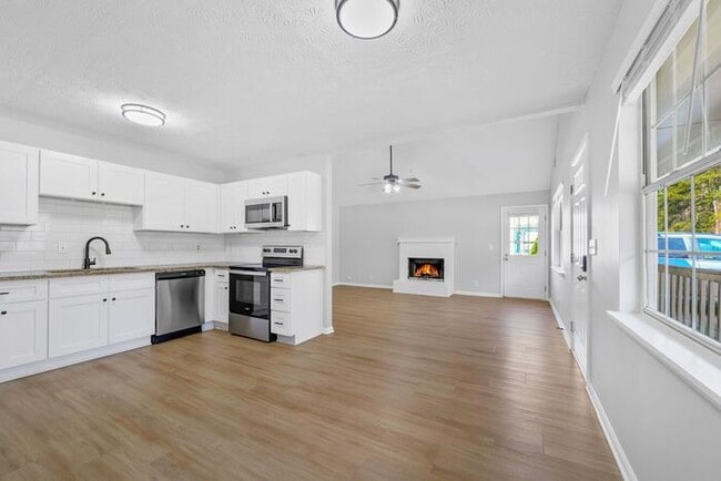 Photo - 4660 Bryant Rd