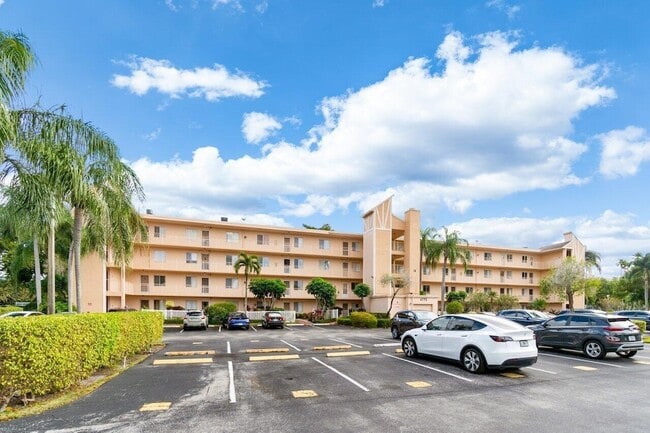 Photo - 6795 Huntington Ln Unidad 2050