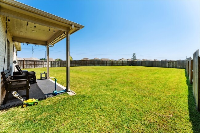 Building Photo - 21103 Sherrell Bay Dr