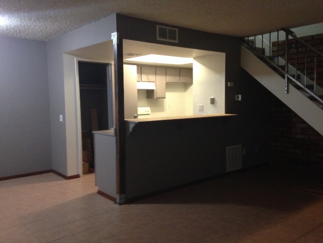 Building Photo - 3417 20th St Rental