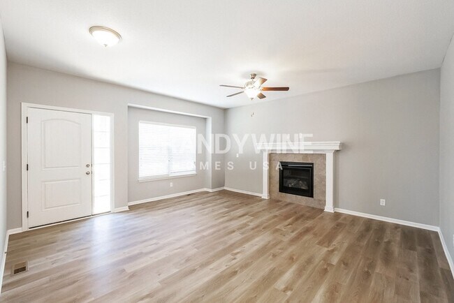 Photo - 1004 Woodland Dr