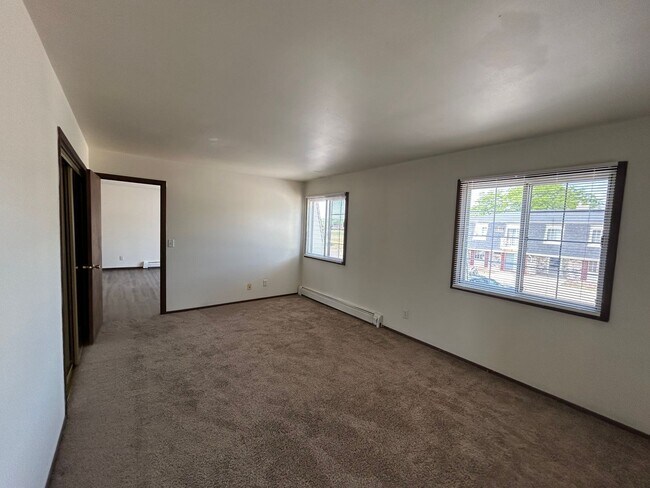 Colony Court Apartments LLC