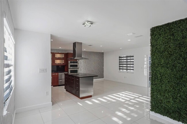 Photo - 46 NW 85th Ct
