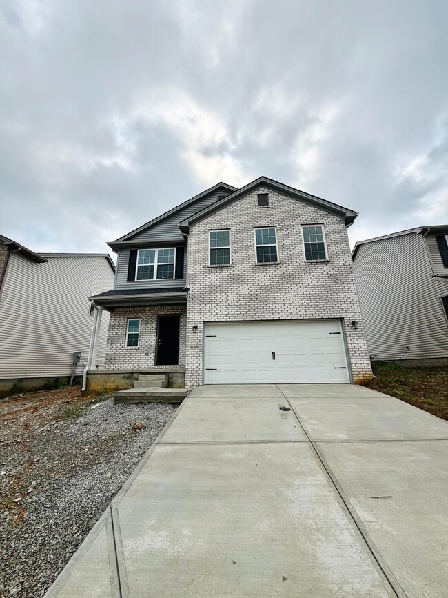 Building Photo - 836 Halford Pl