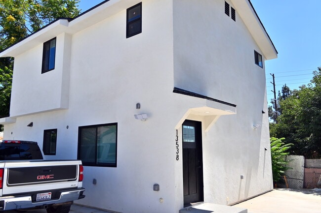 Building Photo - 13538 Remington St Rental