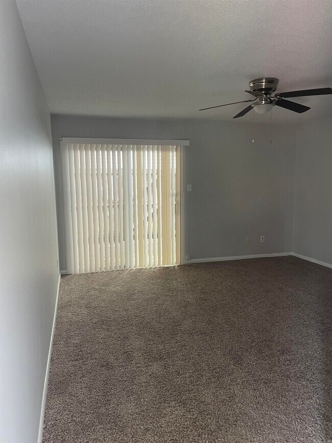 Photo - 1920 Kavanaugh Blvd Unidad 1