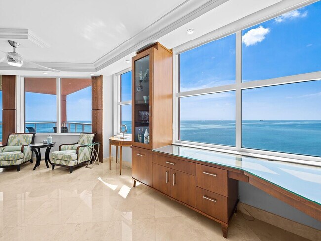 Photo - 2110 N Ocean Blvd Unidad 21B