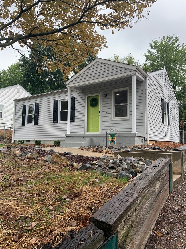 Photo - 4310 Cornell Ave