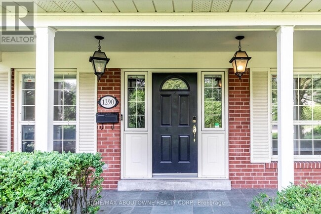 Photo - 1290 Braeside Dr