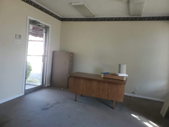 Photo - 1005 N 4th St