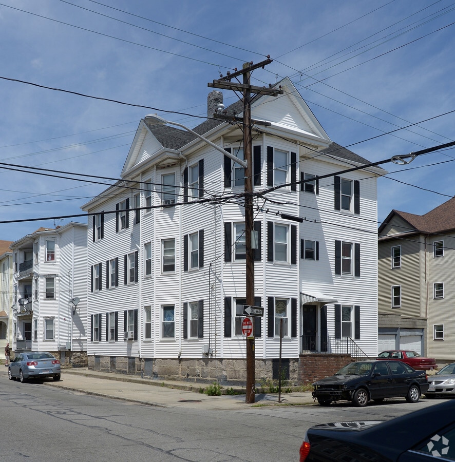 Photo - 311 Coffin Ave