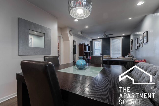 Photo - 2651 W Armitage Ave