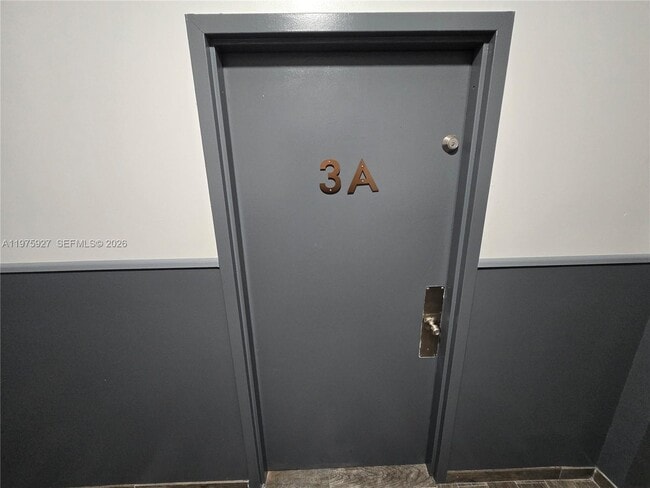 Building Photo - 1345 Pennsylvania Ave Unit 3A