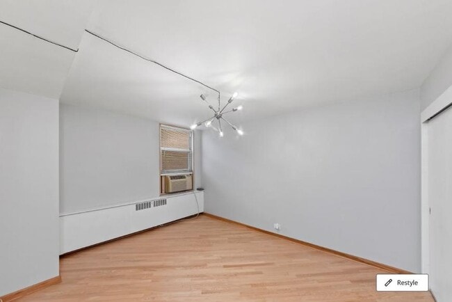 Building Photo - 2 bedroom in Chicago IL 60613 Unit 1807B