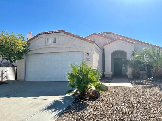 Photo - Great 3 Bedroom, 2 Bathroom Home in El Camino Village on the Parkway!