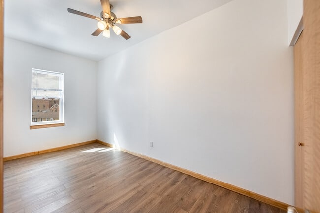 Photo - 1836 S Blue Island Ave Unit 3F