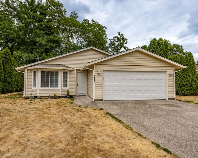 Building Photo - One Level Ranch Home - Three Bedrooms - Updated in 2024