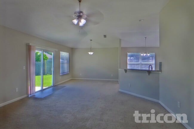Photo - 6830 Shoreline Ln