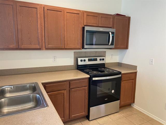 Photo - 825 Sheryn Dr