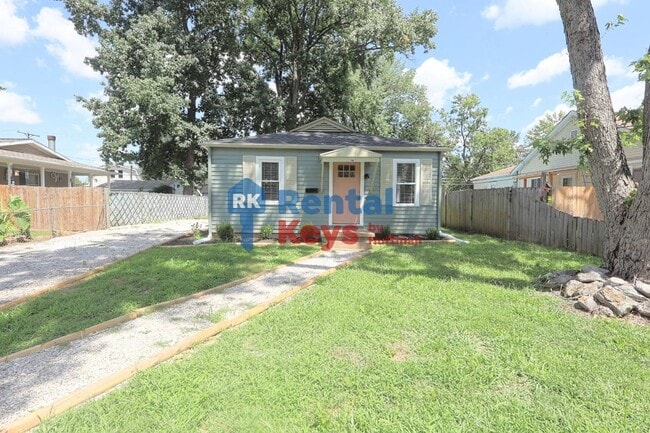 Photo - 2208 Margybeth Ave
