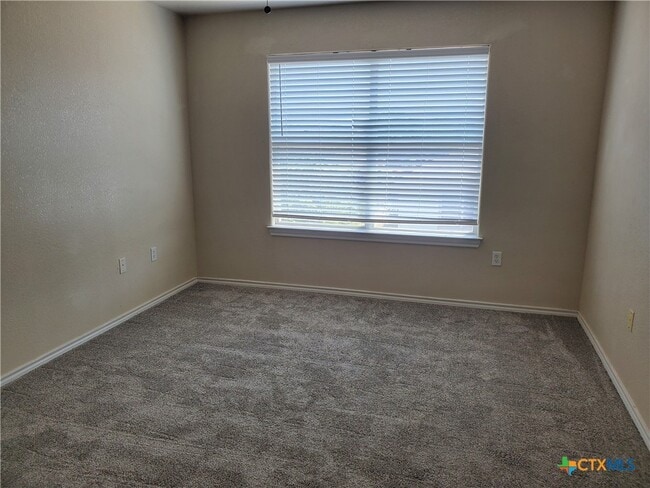 Building Photo - 3435 Rob Roy St Rental