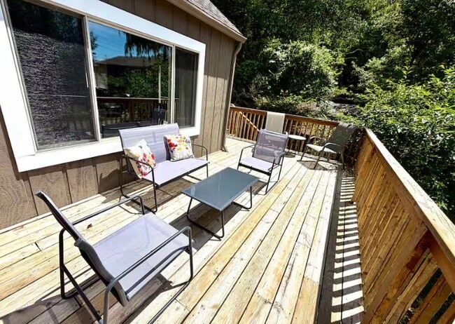 Photo - 4504 N Lakeshore Dr