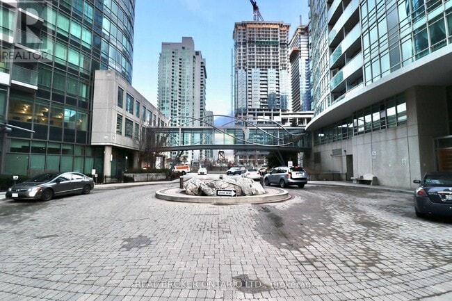 Photo - 397 Front St W Unité 1806