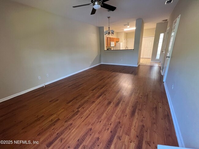 Photo - 621 Southbranch Dr