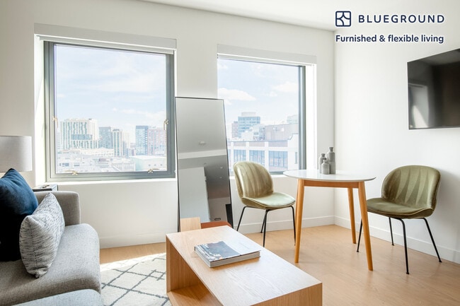 Photo - 775 Beacon St Unidad FL7-ID856