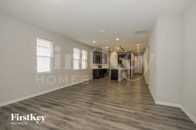 Photo - 11010 Chitwood Dr