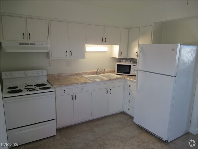 Building Photo - 357 E Van Wagenen St Unit 0 Rental